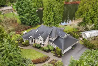Your Dream Home on Long Lake - A Tributary to the larger Beaver lake in the heart of Sammamish