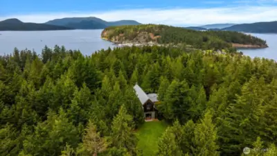 Welcome to Lopez Island and the world renowned San Juan Island archipelago.