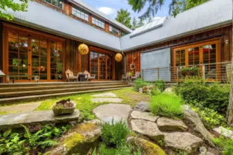Step into your stunning island retreat.