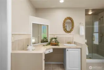 Vanity and make-up area in Primary Bathroom