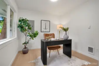 bedroom 2/office space