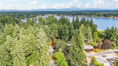 Blocks to American Lake