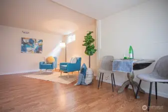 Lower floor bonus room