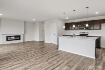 Pictures are of the same floor plan but in a different community. Finishes may vary.
