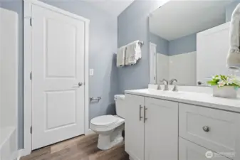 Upstairs hall jack and jill bath