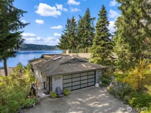 Welcome to 3119 199th Ave SE and the popular private Lake Sammamish beach community of Wavery Hills.