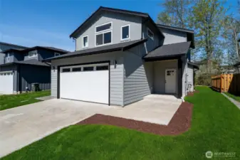 Welcome to 2850 Sandwood Lane in Blaine