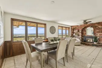 Dining area off the kitchen