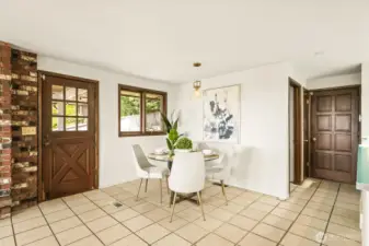 Eating nook off the kitchen