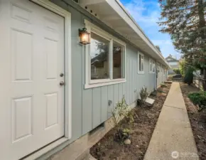 Kitchen back door to 5108 West side of building