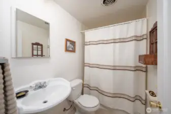 Main Bathroom