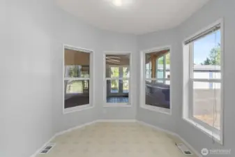 Breakfast/Eating Area in Kitchen