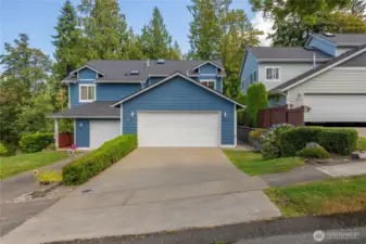 Enjoy stress-free living in this well-kept Simmons Mill home