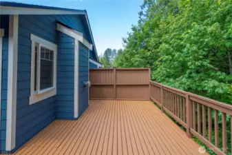 Private outdoor retreat just steps from home