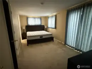 Primary suite