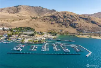 The Sunset Marina is one of the most convenient on Lake Chelan