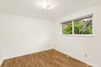 2nd Bedroom