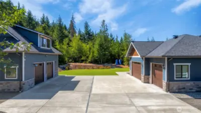 Main home and detached guest house
