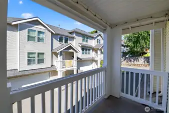 balcony 2nd level