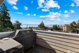 Deck off the breakfast nook