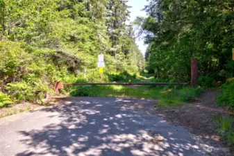 Entrance to Weatherwax Trail.  Dead-end Street