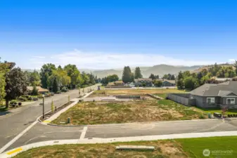 Looking back towards Mission Ridge area.