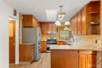 All appliances stay!