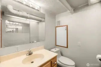1/2 bath in lower floor