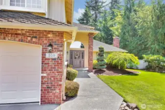 Manicured and well maintained landscaped yard