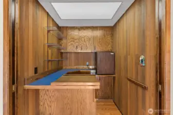 Little “snack bar” off family room