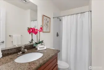 2nd Bathroom