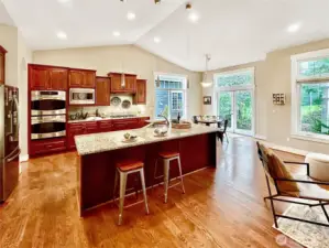 Lots of space at the kitchen bar.