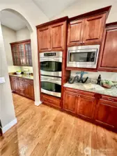 Double ovens, built in microwave and large butlers pantry with access to ample walk in pantry and dinning room.