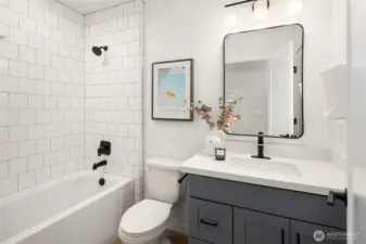 Full bathroom on 2nd floor.