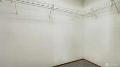 Primary Walk in Closet