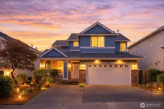 Beautifully updated in 2023 and move-in ready home in Kirkland Timberlake