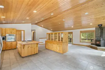 Eating space looking back