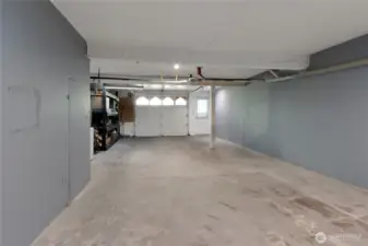 tandem garage with workbench