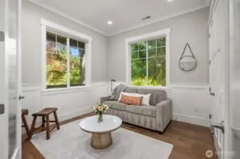 Office/Guest Room off of the entrance.