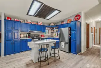 Kitchen with Island