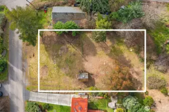 This 7,647 square foot parcel has water, power, and an approved 3-bedroom septic design. It is ready for your plans!