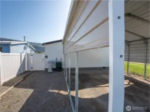 Vinyl Privacy Fence