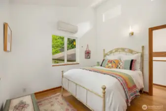 Bedroom #3 is absolute perfection, with windows on 2 sides + a clerestory window for light from a 3rd.