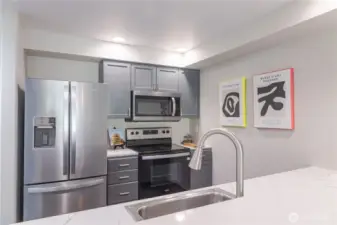 New quartz countertops in kitchen.