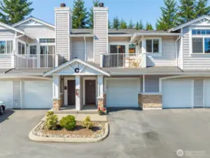 Welcome to The Arbors at the Highlands unit C4!