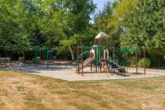 Plenty of activities nearby in The Highlands. This unit has rights to all the amenities in The Highlands.