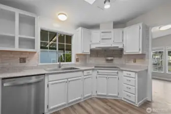 All appliances stay with he home!