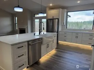 PRESALE not under construction - photos are of same house plan