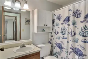 Main floor shared bath