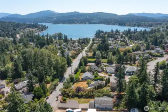 Welcome to 3661 Britton Rd. in the Silver Beach neighborhood, where you can walk or bike to the lake, trails, the neighborhood coffee shop and more!
